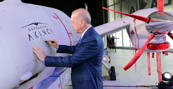 বিশ্ব জয় করবে তুরস্কের ‘অ্যাটাক ড্রোন’