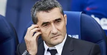 Barcelona sack Valverde and appoint Setien