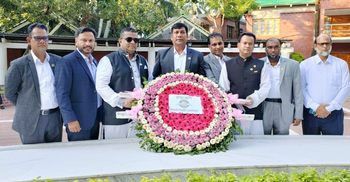 বঙ্গবন্ধুর সমাধিতে এনআরবি সিআইপি অ্যাসোসিয়েশনের শ্রদ্ধা