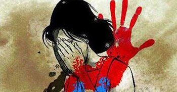 সাতক্ষীরায় স্কুলছাত্রীকে ধর্ষণের অভিযোগে তরুণ গ্রেফতার