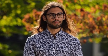 The Facebook staff openly challenging Zuckerberg