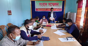 জমি নিয়ে বিরোধ, প্রভাবশালীদের ভয়ে বাড়িছাড়া পরিবার