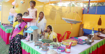 আদিবাসীদের জীবন-জীবিকা নিয়ে মেলার আয়োজন