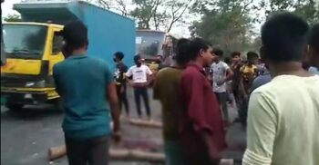 ফরিদপুরে বাসচাপায় কলেজশিক্ষক নিহত