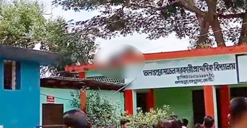 বিদ্যালয়ের ছাদে বল কুড়াতে গিয়ে বিদ্যুৎস্পৃষ্টে ছাত্রের মৃত্যু