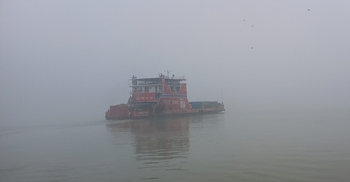 মধ্যরাত থেকে বন্ধ দৌলতদিয়া-পাটুরিয়া ফেরি চলাচল