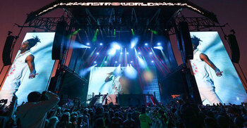 8 killed after crowd surge at US music festival