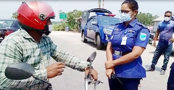 লকডাউনে সাংবাদিক পরিচয়ে সড়কে ঘুরছে একশ্রেণির প্রতারক
