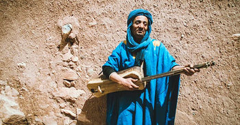 সুরে সুরে সেহরিতে জাগায় মরক্কোর নাফর দল