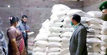 ৩ গোডাউন নকল সার-কীটনাশক ফেলে পালালেন মালিক