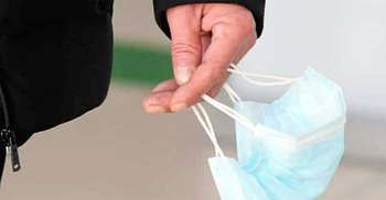 মাস্ক না পরায় ৩৪০০ টাকা জরিমানা গুনলেন তারা