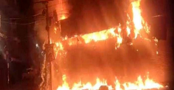 মার্কেটে আগুন লাগা দেখে স্ট্রোকে মালিকের মৃত্যু