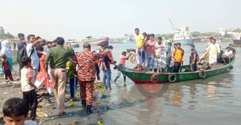 শীতলক্ষ্যায় জাহাজের ধাক্কায় লঞ্চডুবি, হতাহতের আশঙ্কা