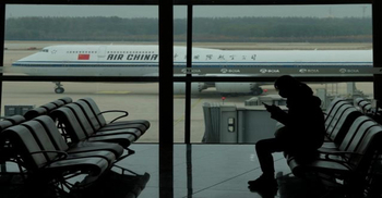 বিদেশ থেকে আসা ব্যক্তিদের বাধ্যতামূলক কোয়ারেন্টাইন বন্ধ করলো চীন