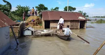 Onset of floods leads country into two-front war