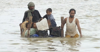 Pakistan appeals to world for flood help amid devastation