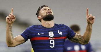 Giroud double as France relegate Sweden