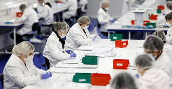 France posts new daily Covid case record