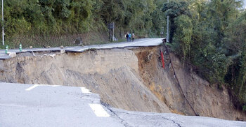 Storm Alex: Heavy rains cause severe flooding in France and Italy