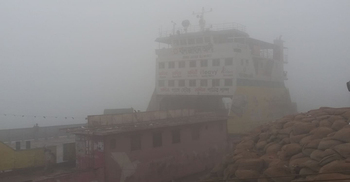 পাটুরিয়া-দৌলতদিয়ায় রাত থেকে ফেরি বন্ধ