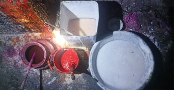 ক্ষতিকর রং মিশিয়ে তৈরি করা হচ্ছিল ভেজাল গুড়