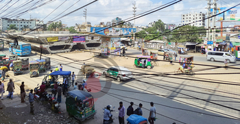 গাজীপুরে কমেছে যাত্রীর চাপ, নেই যানজট