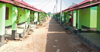 আশ্রয়ণের ঘর পেয়েও থাকেন ভাড়া বাসায়