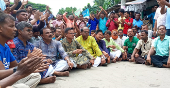 গাইবান্ধায় আওয়ামী লীগের বিক্ষোভ, ফল ঘোষণার দাবি
