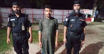 ছিনতাই-মাদক মামলায় সাবেক ইউপি চেয়ারম্যান গ্রেফতার