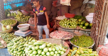 মেহেরপুরে সবজির বাজারে আগুন