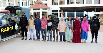 স্কুলব্যাগে মিলল সাড়ে ৫১ কেজি গাঁজা, গ্রেফতার ৯