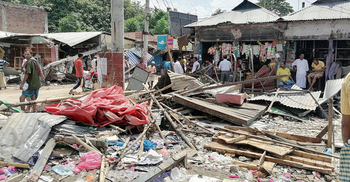 ঢাকা-ময়মনসিংহ মহাসড়কের পাশে অবৈধ স্থাপনা উচ্ছেদ