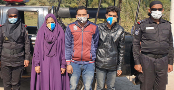 শ্রীপুরে বিদেশি অস্ত্র-গুলিসহ আটক ৩