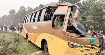 Bus-covered van collision kills 2 in Gazipur
