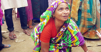 ছেলের জন্য পিঠা বানানো শেষে মৃত্যুর খবর পেলেন মা