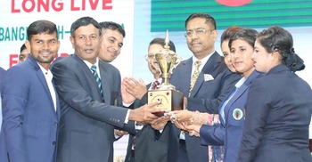 বাংলাদেশ অ্যামেচার গলফ চ্যাম্পিয়নশিপের পুরস্কার বিতরণ