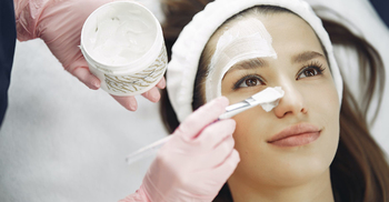 গরমে ত্বক ঠান্ডা রাখতে যা করবেন