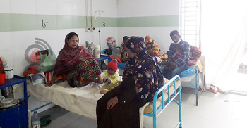 হবিগঞ্জে শিশুদের ঠান্ডাজনিত রোগ বেড়েছে