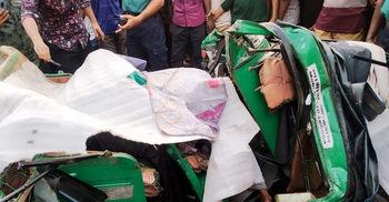 Three killed as bus rams auto-rickshaw