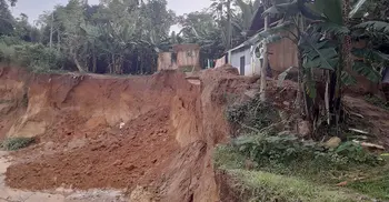 বিলীনের পথে সাতছড়ির ত্রিপুরা পল্লী