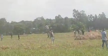 মুন্সিগঞ্জে আ’লীগের দুই পক্ষে সংঘর্ষে গুলিবিদ্ধসহ আহত ২০