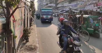 BNP’s hartal evokes lukewarm response