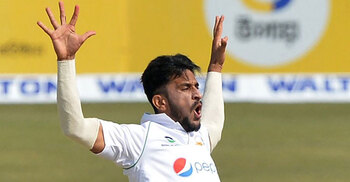 Hasan Ali five-for stops Bangladesh at 330