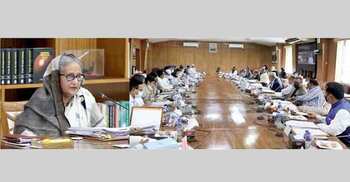 Cabinet clears draft drug law keeping maximum 10-yr jail for irregularities