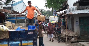হিলির ছোট বন্দরে বড় যানজট
