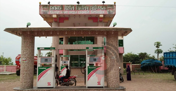 হিলিতে পাম্পে মিলছে না পেট্রল-অকটেন