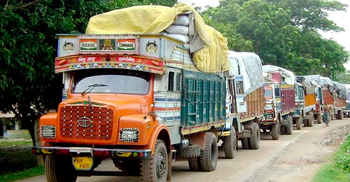 হিলি বন্দর দিয়ে আমদানি-রপ্তানি শুরু