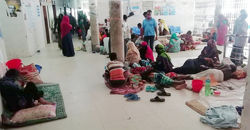 বেড মাত্র ৮টি, দিনেই ভর্তি হচ্ছেন শতাধিক ডায়রিয়া রোগী