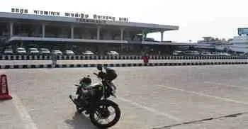 Two oversees returnees sent to hospital from HSIA