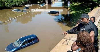 44 dead as flash floods slam New York area